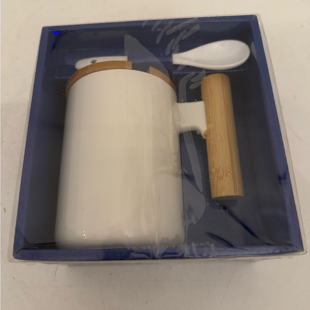 White porcelain Mug with Bamboo Handle and Spoon